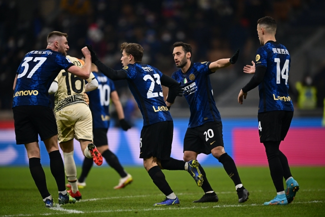 津媒：亚泰进球数比上赛季少20个，外援的各种问题遇了个遍（津媒：亚泰本季进球比上赛季少20球，外援各种问题悉数上演）