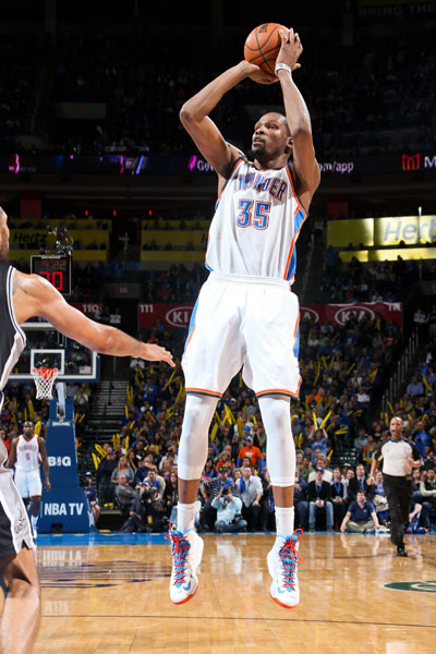 CCTV5+播张本智和VS林诗栋，王楚钦VS莫雷加德，谁能进男单决赛（CCTV5+直播：张本智和对阵林诗栋、王楚钦迎战莫雷加德，谁将挺进男单决赛？）