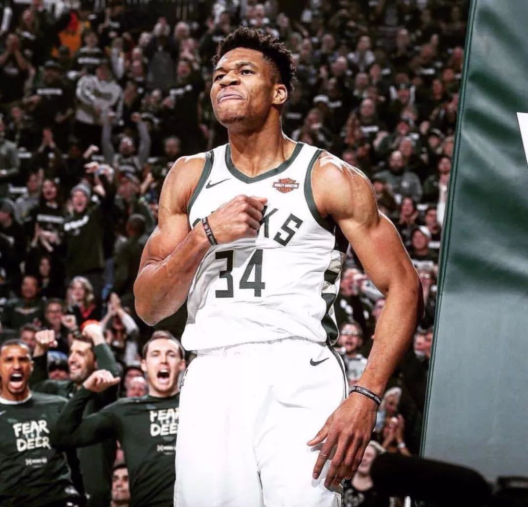 申花迎来2025最后一战，特谢拉、路易斯等多人合同将到期（申花迎战2025收官之战，特谢拉、路易斯等多名球员合同将届满）