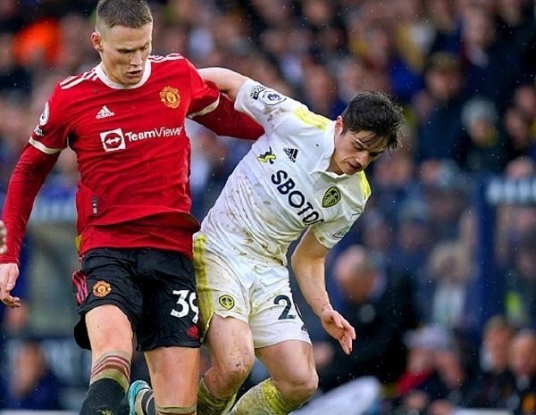 青岛次节轰出一波18-4广厦反超比分，三外援半场31分