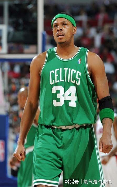 森林狼vs快船前瞻：爱德华兹状态火热，快船背靠背难逃2连败（森林狼迎战快船前瞻：爱德华兹状态正佳，背靠背快船恐遭两连败）